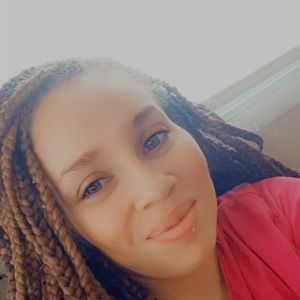 Meet your Posher, Benita